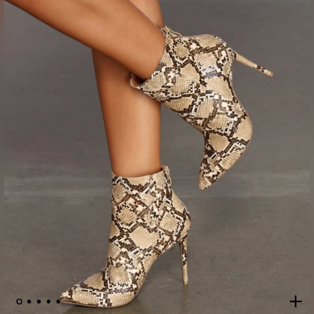 Windsor Fierce Fang Stiletto Booties